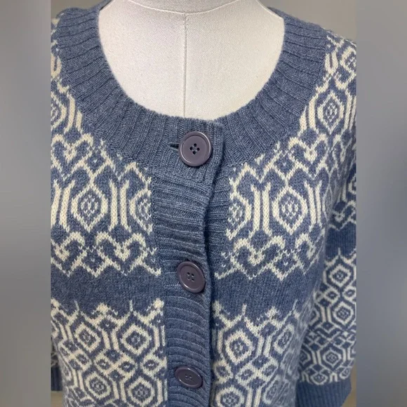 Carroll Reed 100% Lambs Wool Fair Isle Cardigan - Picture 5 of 11